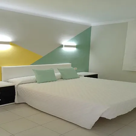 Cala Montgo 11 2d Apartment *